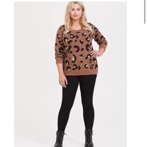 Torrid Womens Sweater Leopard Print Brushed Knit Pullover Scoop Neck.